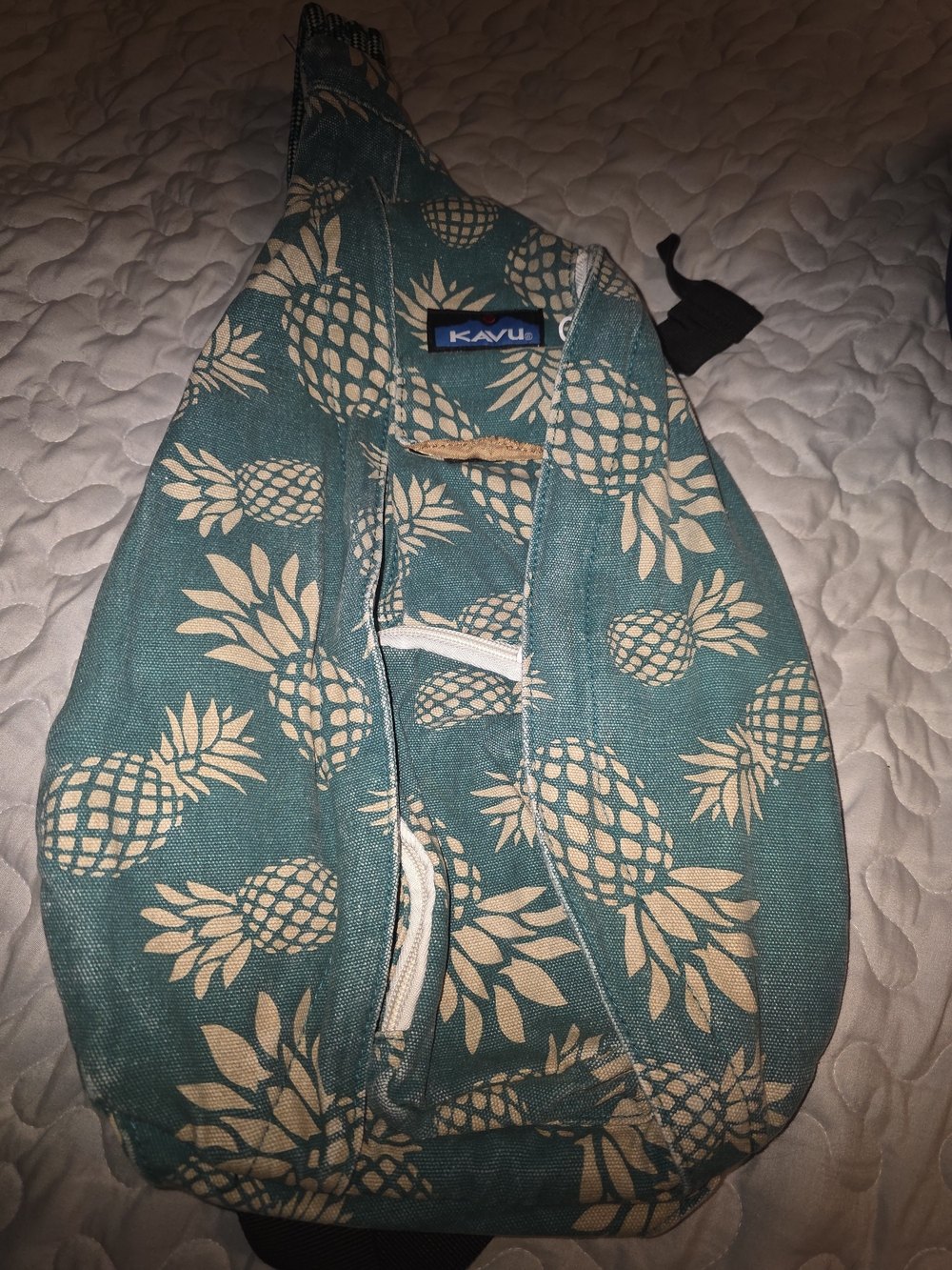 KAVU Kids Pineapple-Print Teal Sling Bag